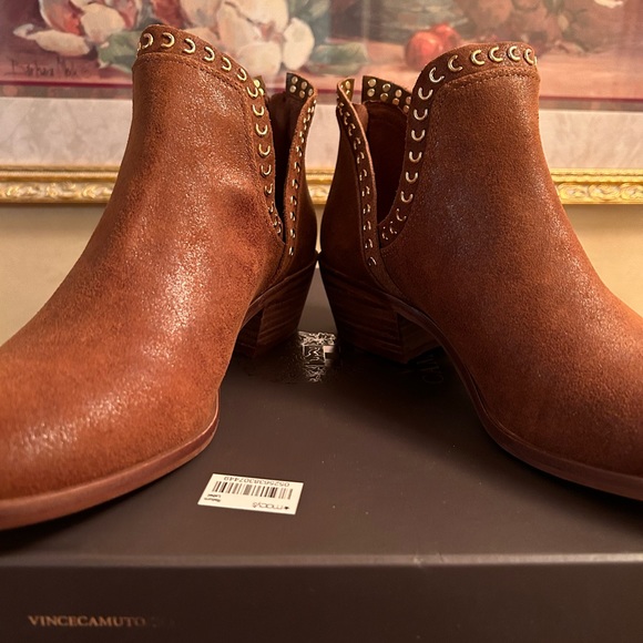 Vince Camuto ankle boots - Picture 5 of 6